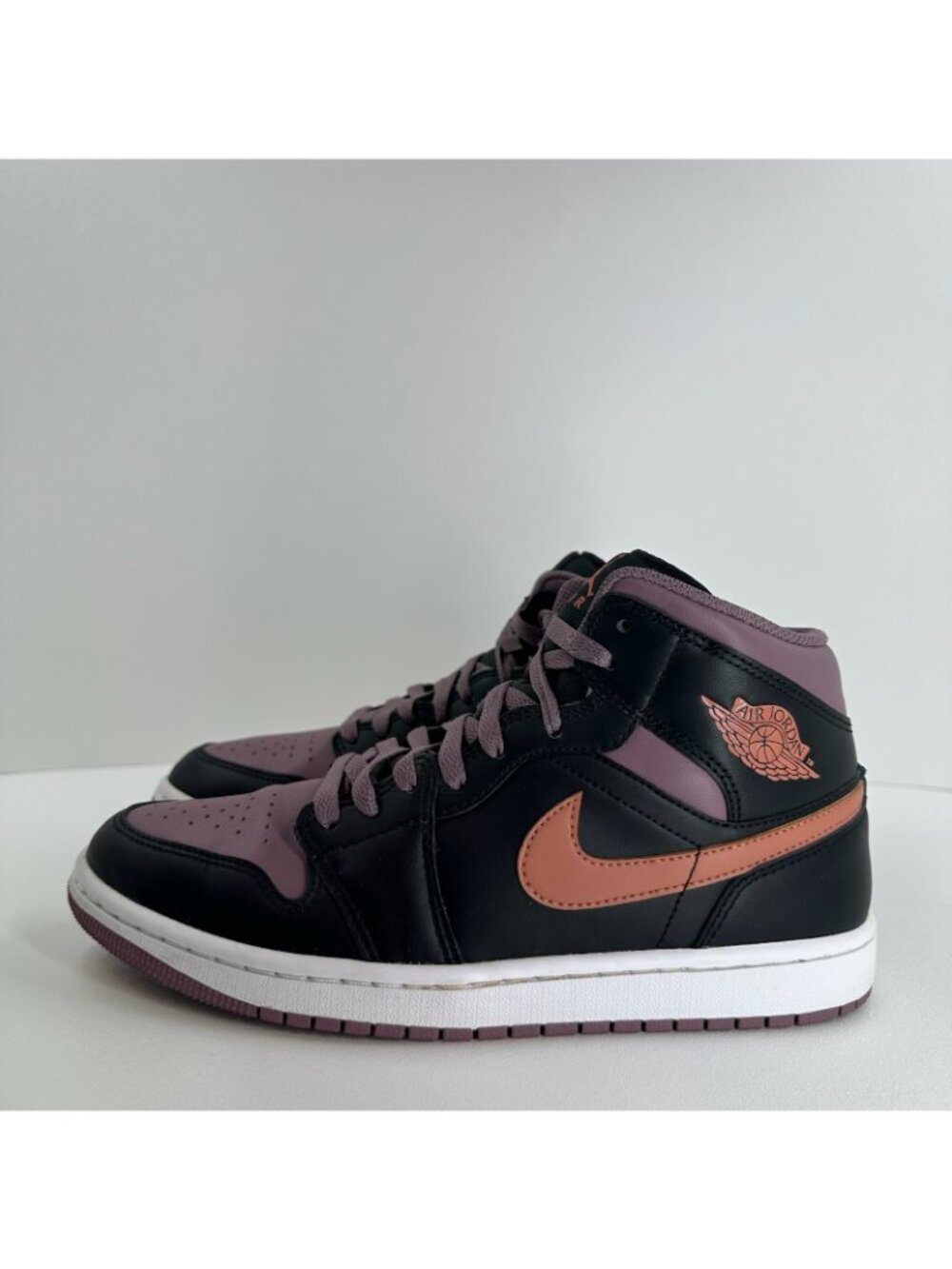 Nike Air Jordan 1 Mid Top SE FB9911-008 Sneakers Mens US 8.5 Black Sky J Mauve - Picture 2 of 12